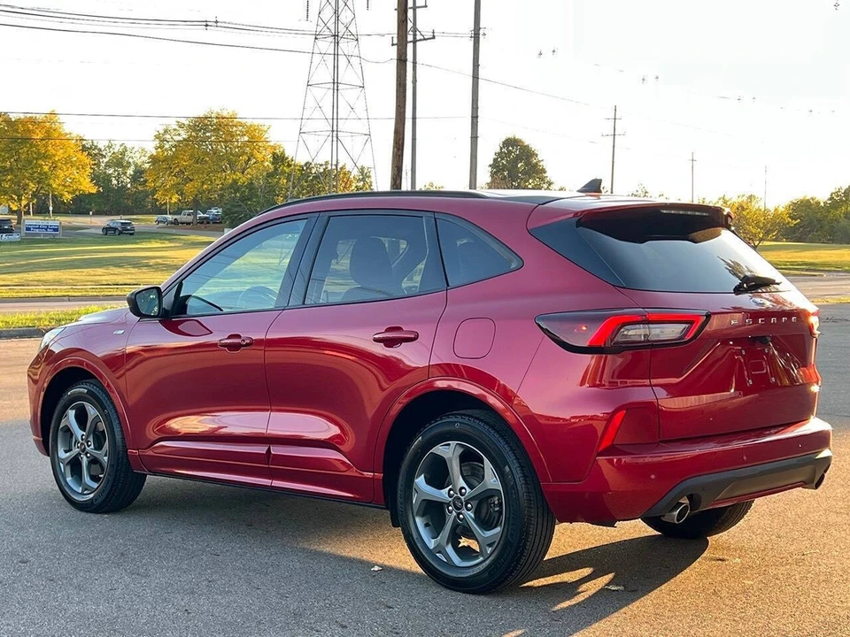 2023 Ford Escape - Image 6 of 21