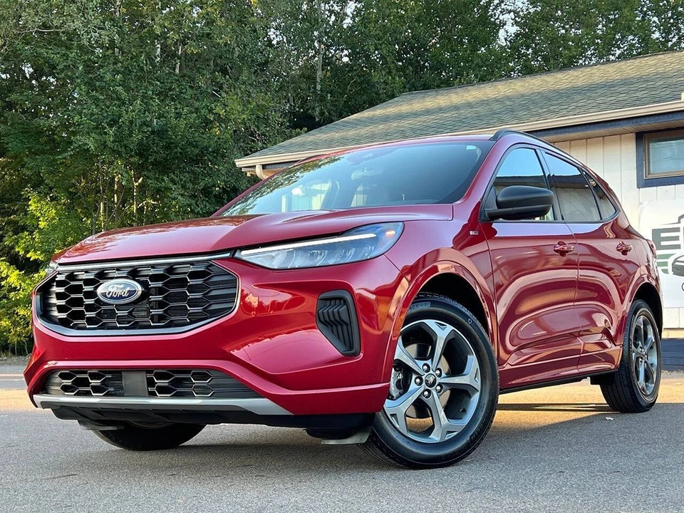 2023 Ford Escape - Image 19 of 21
