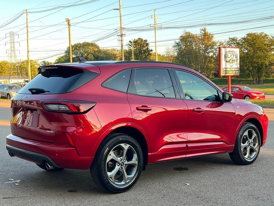2023 Ford Escape - Image 5 of 21