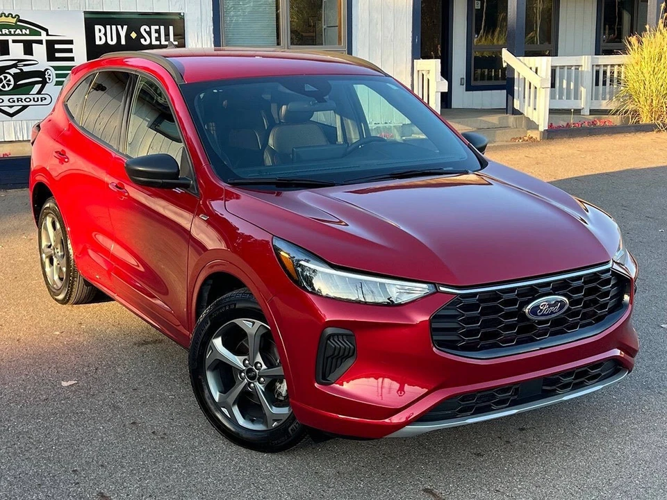 2023 Ford Escape - Image 20 of 21