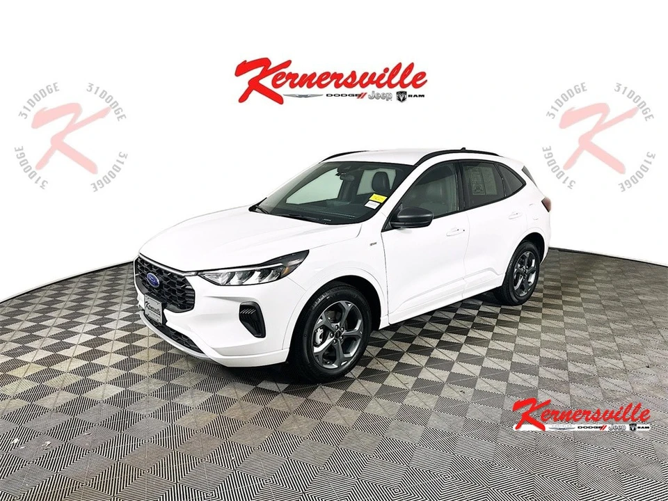 2023 Ford Escape - Image 3 of 21