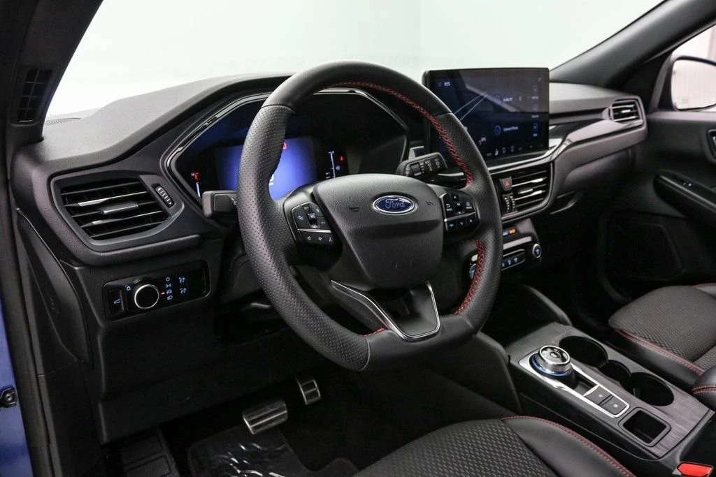 2023 Ford Escape - Image 14 of 21