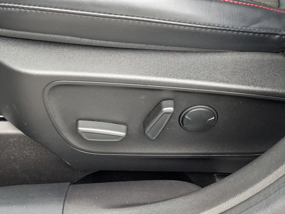 2023 Ford Escape - Image 17 of 21