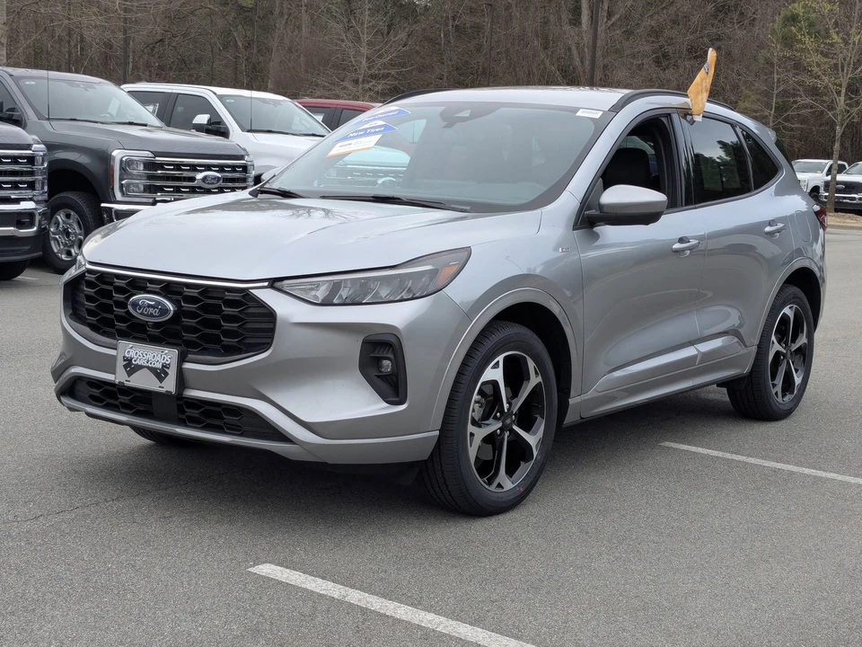 2023 Ford Escape - Image 8 of 21