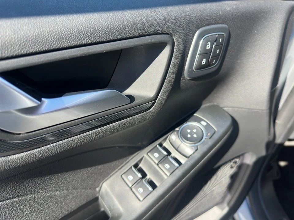 2023 Ford Escape - Image 4 of 12