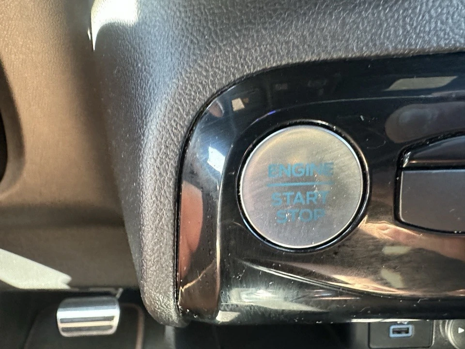 2023 Ford Escape - Image 9 of 12