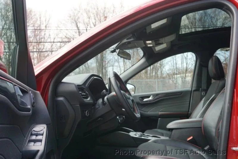 2023 Ford Escape - Image 11 of 12
