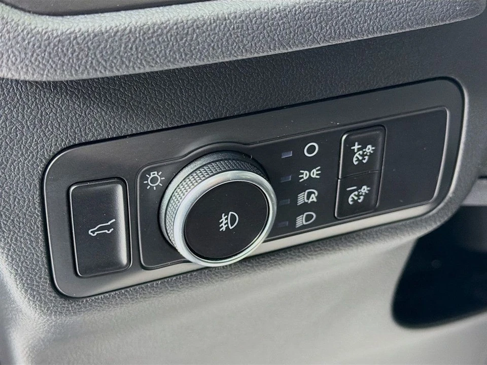 2023 Ford Escape - Image 10 of 12