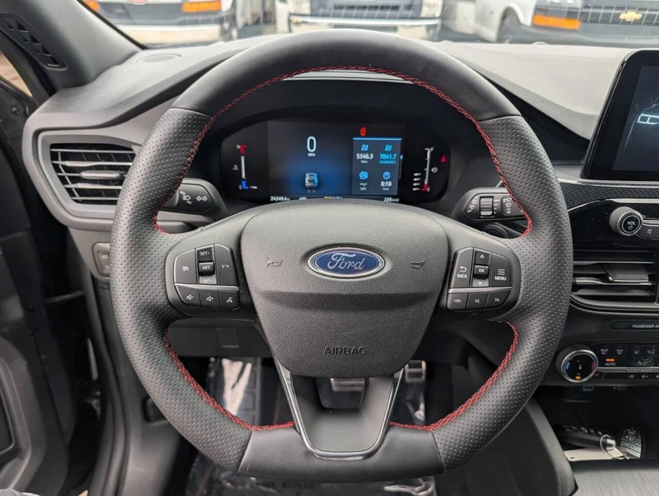 2023 Ford Escape - Image 18 of 21