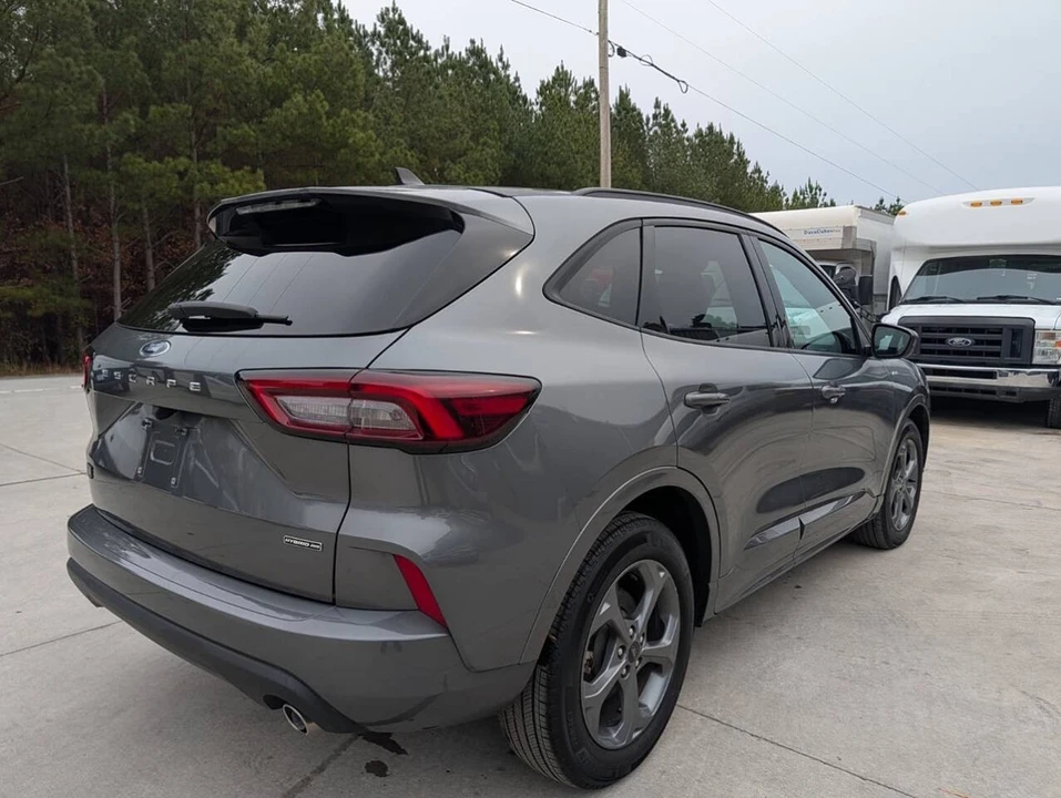 2023 Ford Escape - Image 6 of 21