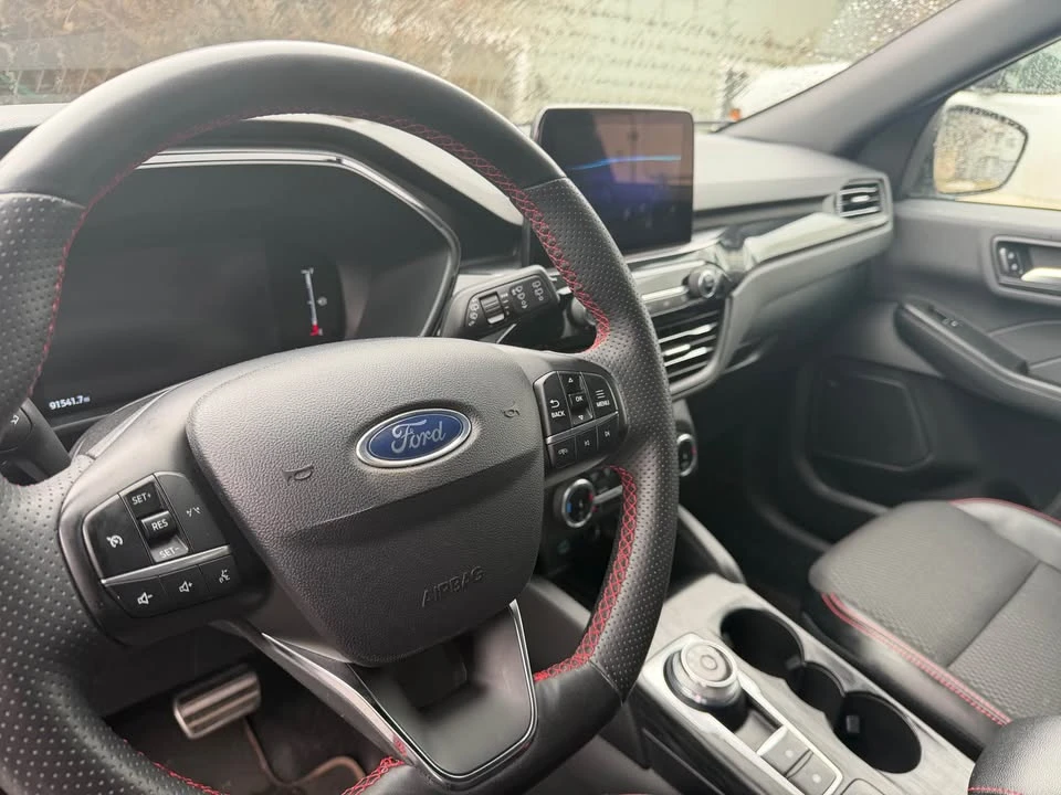 2023 Ford Escape - Image 8 of 17