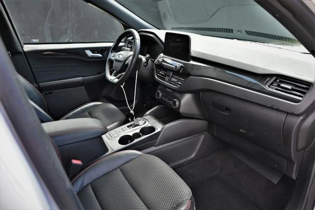 2023 Ford Escape - Image 13 of 17