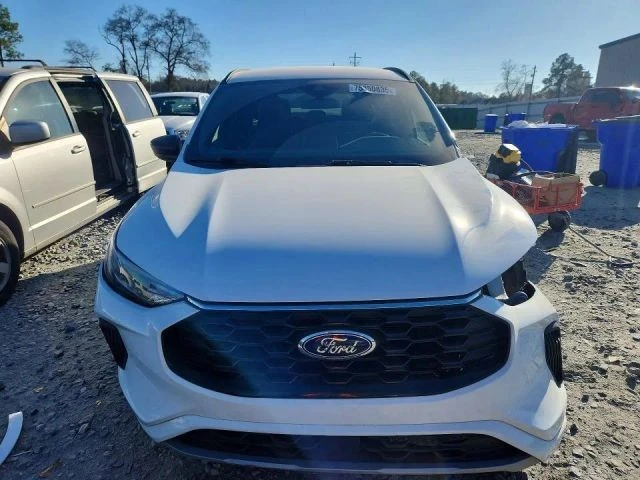 2023 Ford Escape - Image 5 of 13