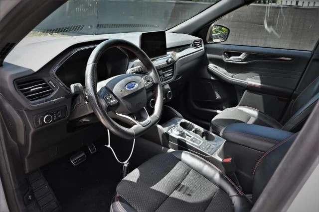 2023 Ford Escape - Image 11 of 17
