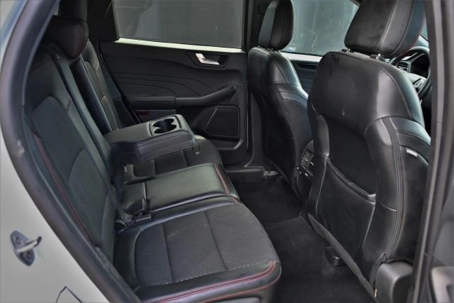 2023 Ford Escape - Image 14 of 17