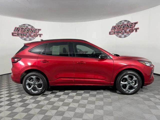 2023 Ford Escape - Image 8 of 12