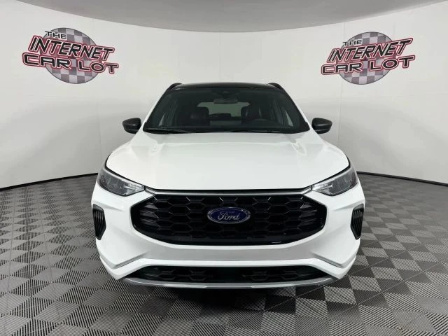2023 Ford Escape - Image 2 of 12