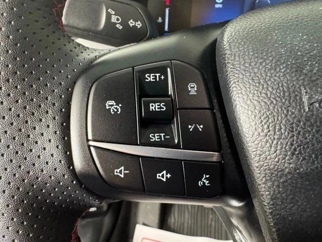 2023 Ford Escape - Image 15 of 21