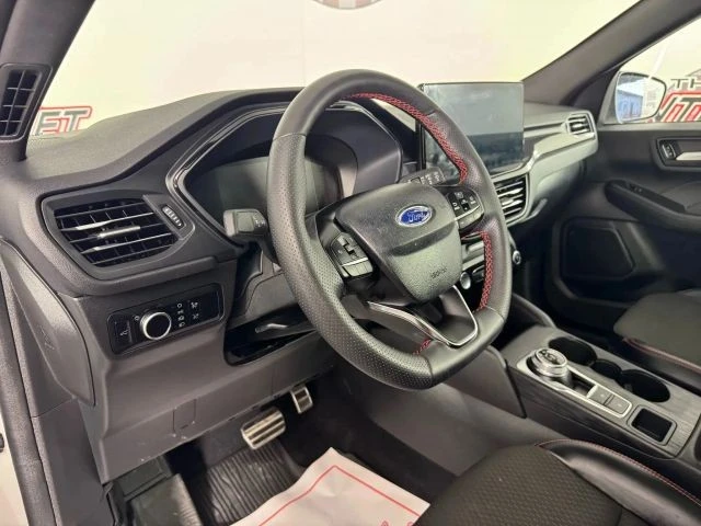 2023 Ford Escape - Image 10 of 12