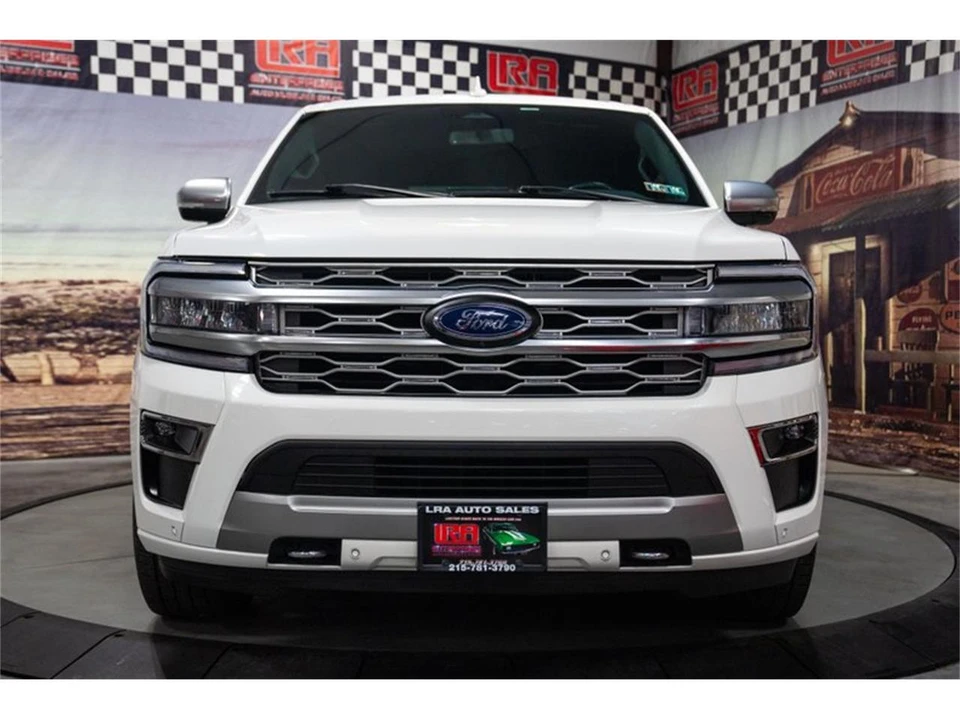 2023 Ford Expedition 4th Gen - Image 2 of 31