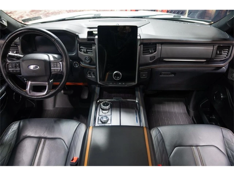 2023 Ford Expedition 4th Gen - Image 15 of 31