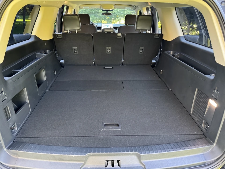 2023 Ford Expedition 4th Gen - Image 11 of 16