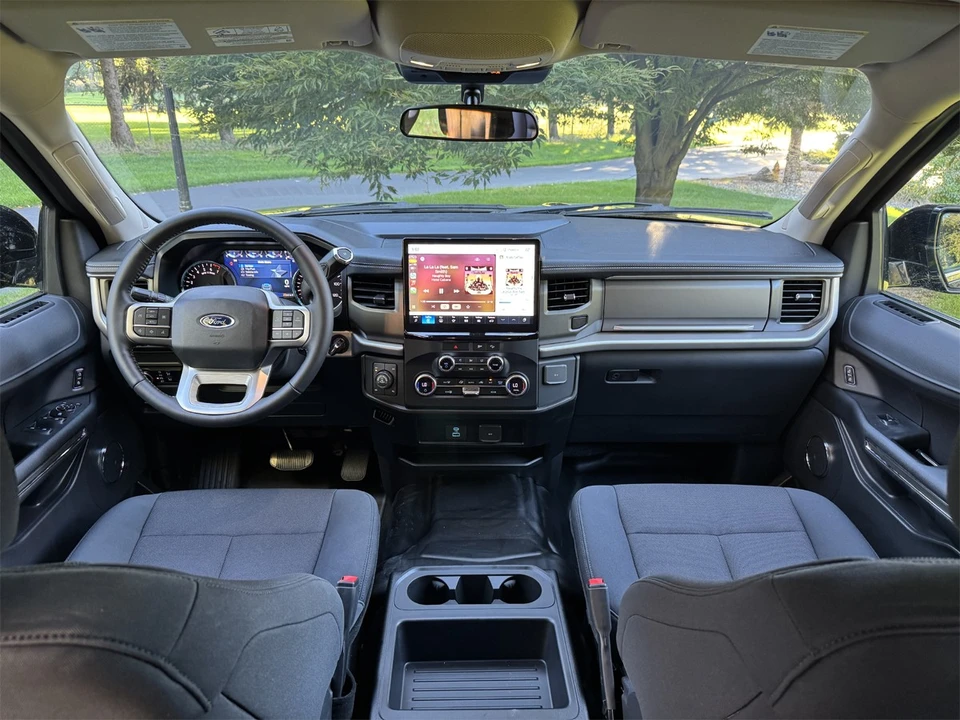 2023 Ford Expedition 4th Gen - Image 3 of 16