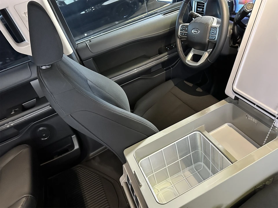 2023 Ford Expedition 4th Gen - Image 16 of 20