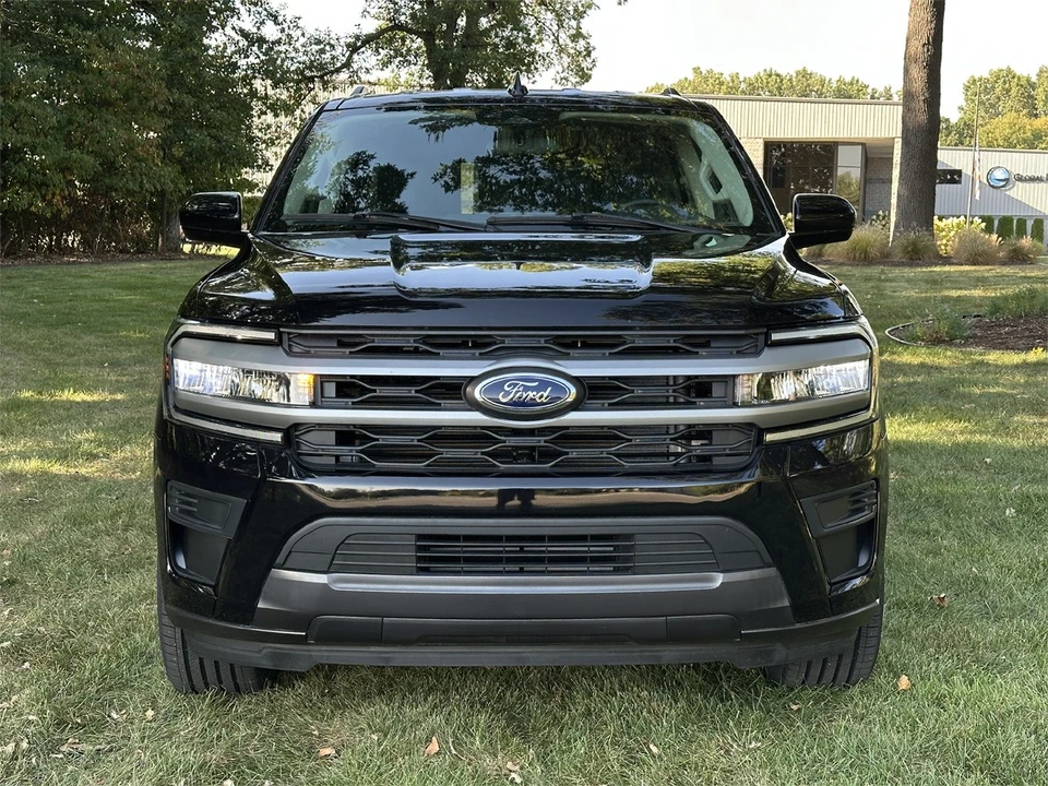 2023 Ford Expedition 4th Gen - Image 5 of 20