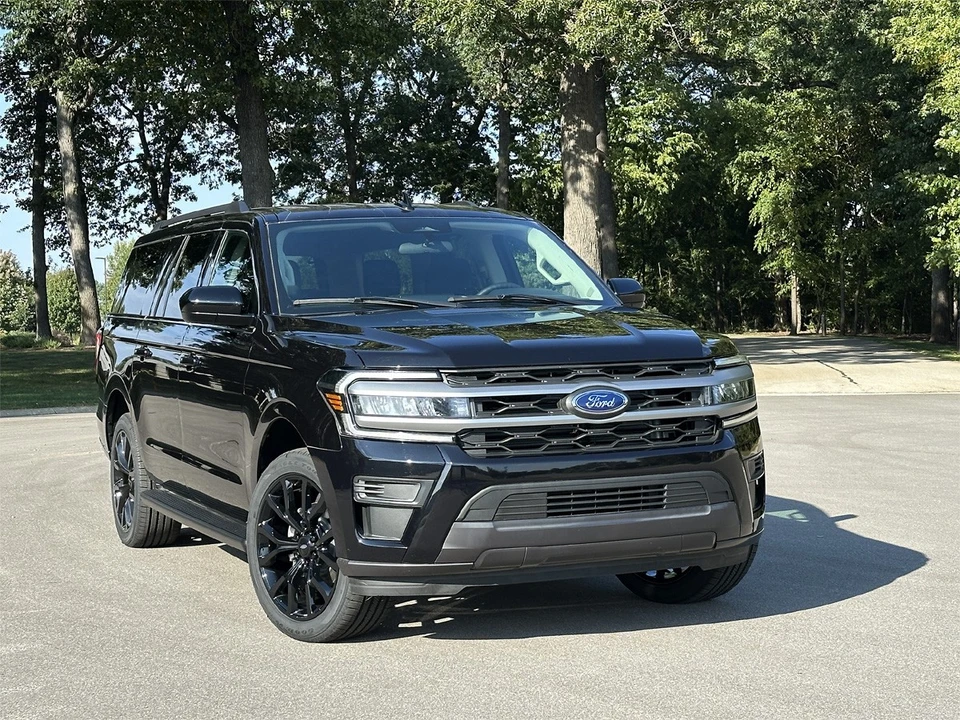 2023 Ford Expedition 4th Gen - Image 10 of 20