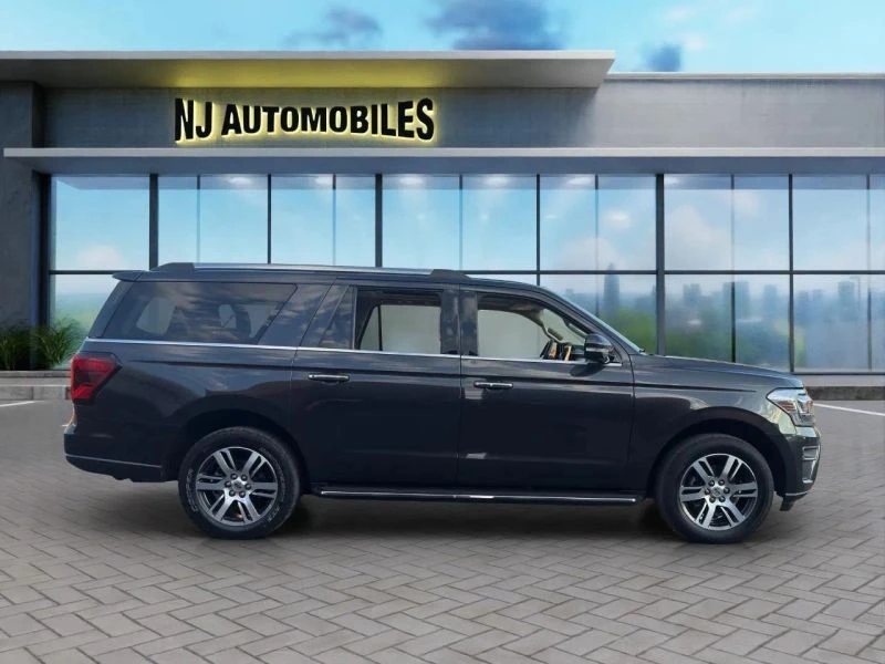 2023 Ford Expedition 4th Gen - Image 8 of 12