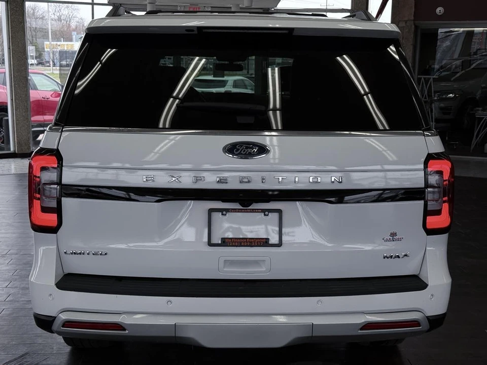 2023 Ford Expedition 4th Gen - Image 14 of 21