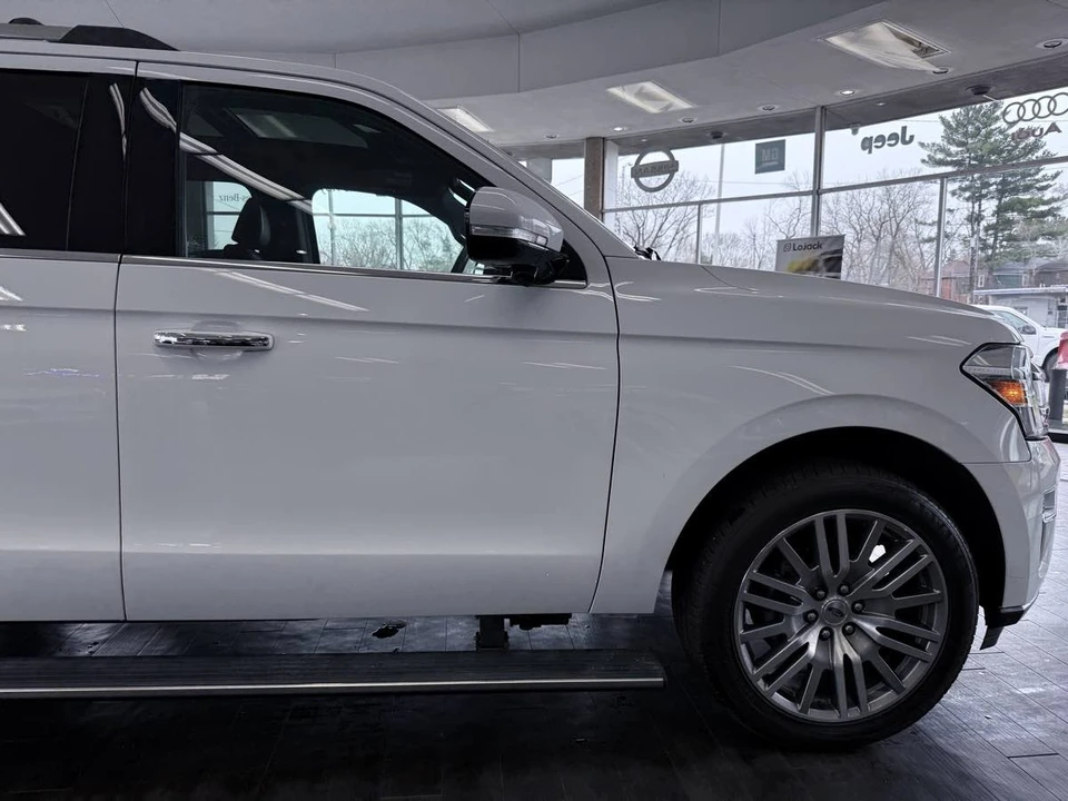 2023 Ford Expedition 4th Gen - Image 8 of 21