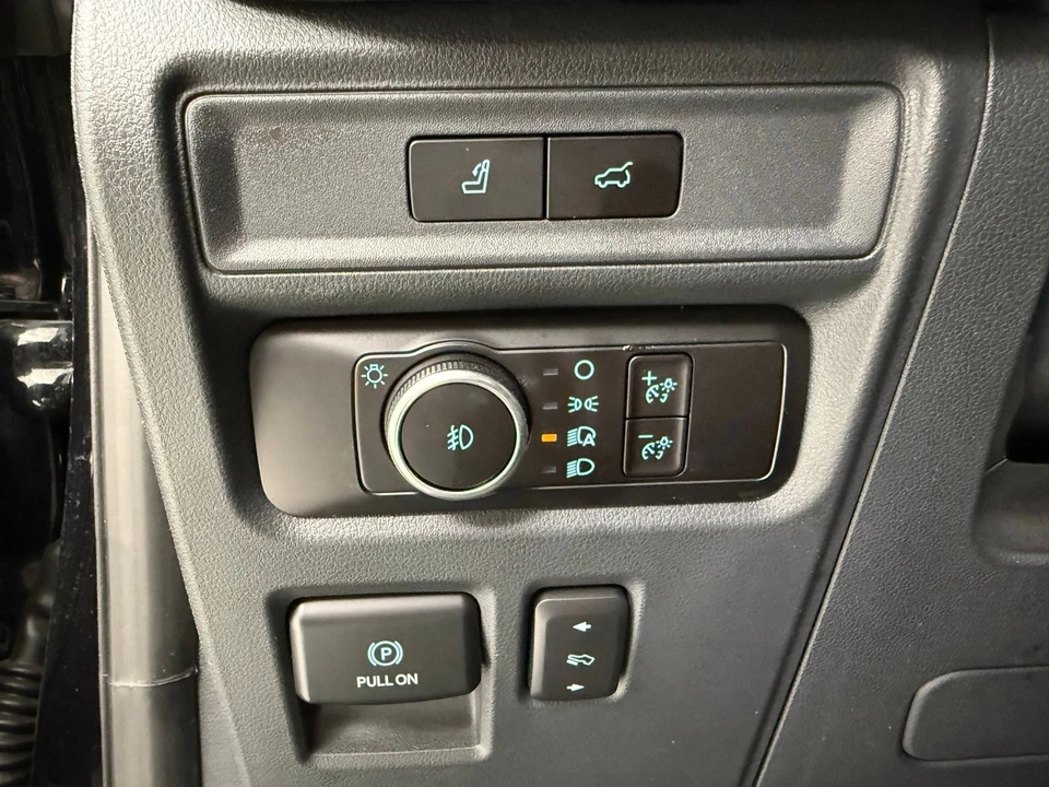 2023 Ford Expedition 4th Gen - Image 14 of 21
