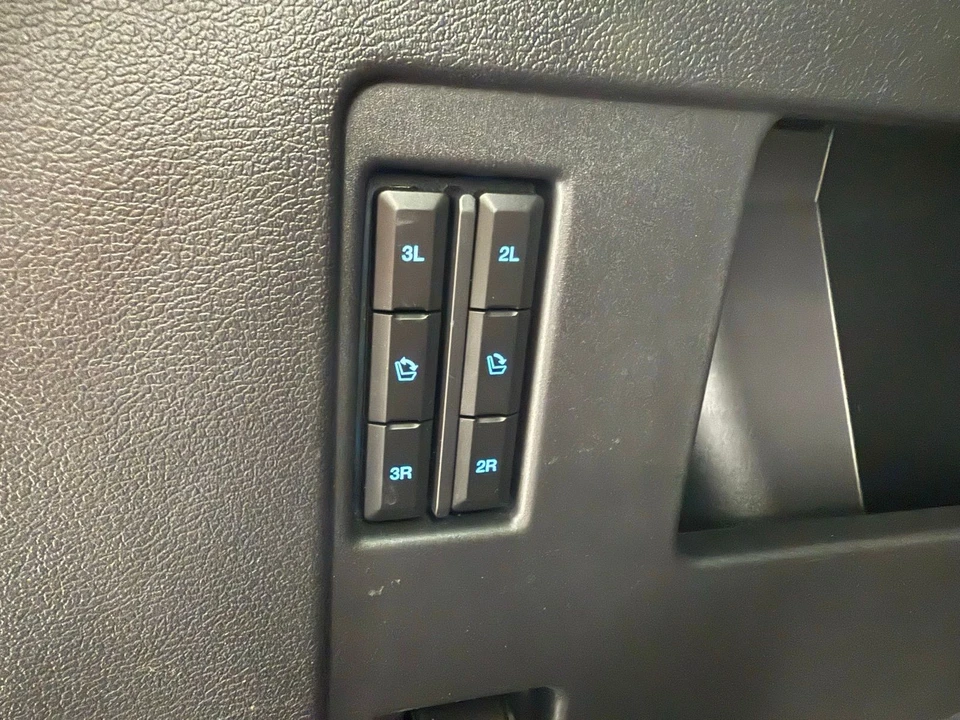 2023 Ford Expedition 4th Gen - Image 9 of 21