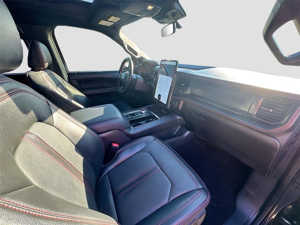 2023 Ford Expedition 4th Gen - Image 16 of 17