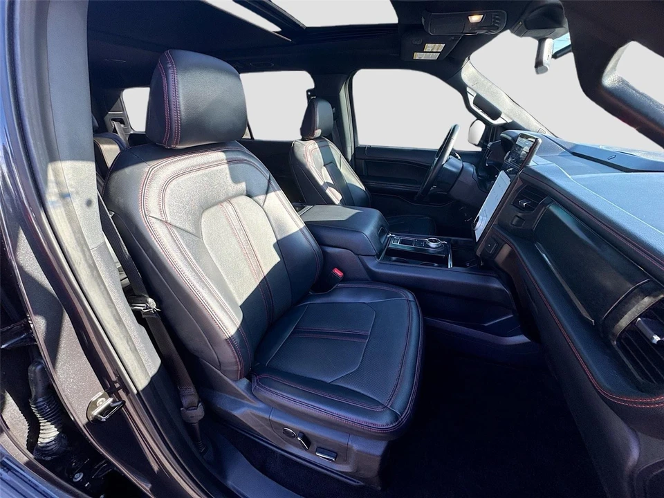 2023 Ford Expedition 4th Gen - Image 15 of 17