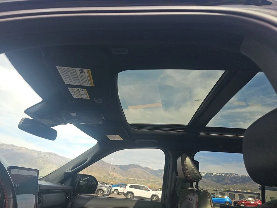2023 Ford Expedition 4th Gen - Image 7 of 10