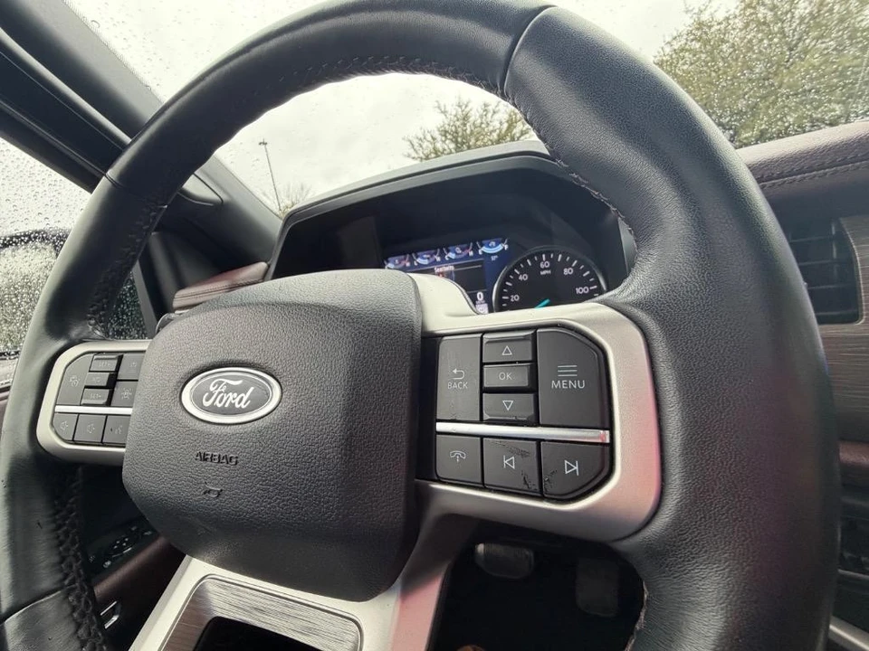 2023 Ford Expedition 5th Gen - Image 16 of 21