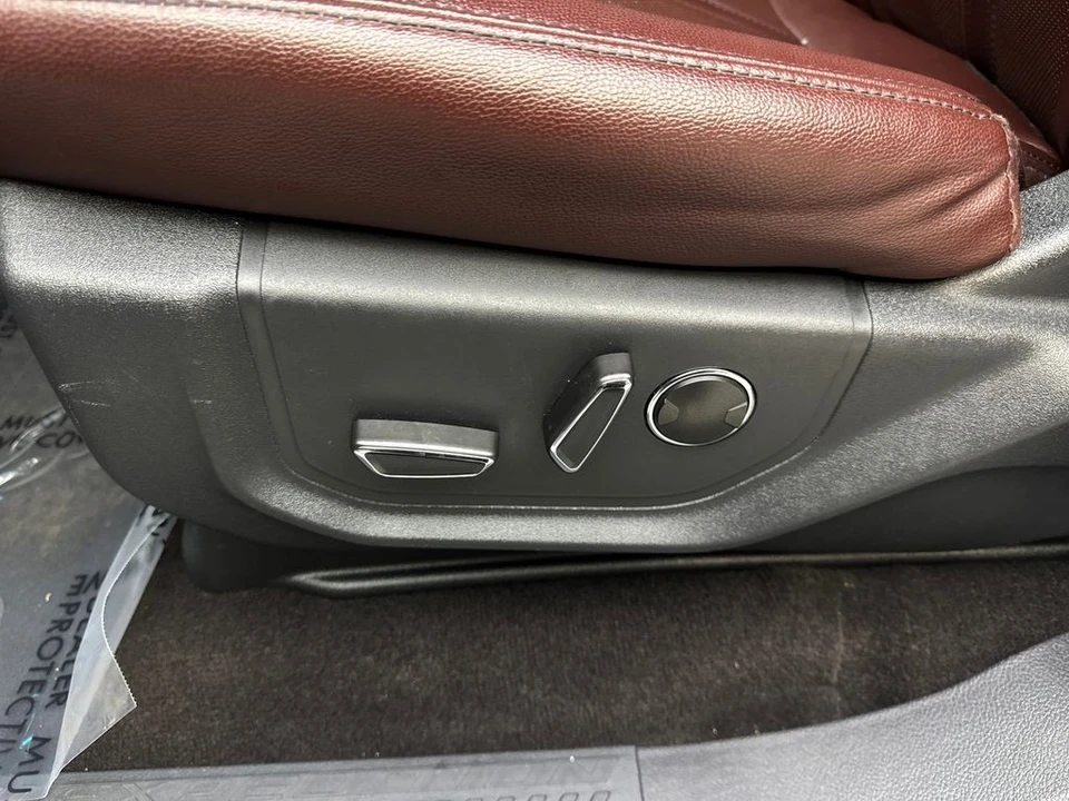 2023 Ford Expedition 4th Gen - Image 30 of 31