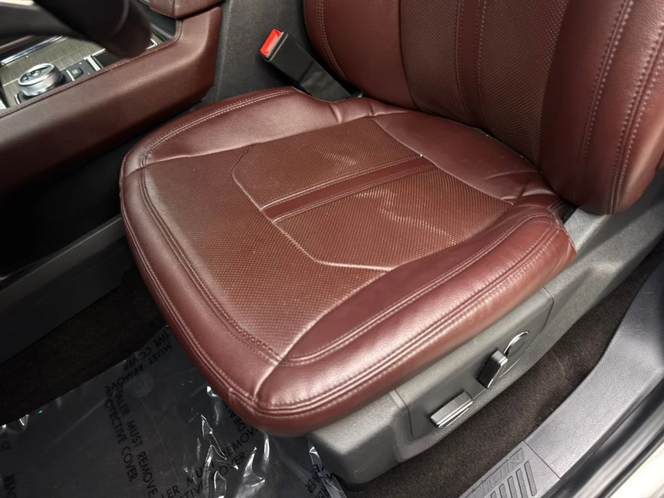 2023 Ford Expedition 4th Gen - Image 28 of 31