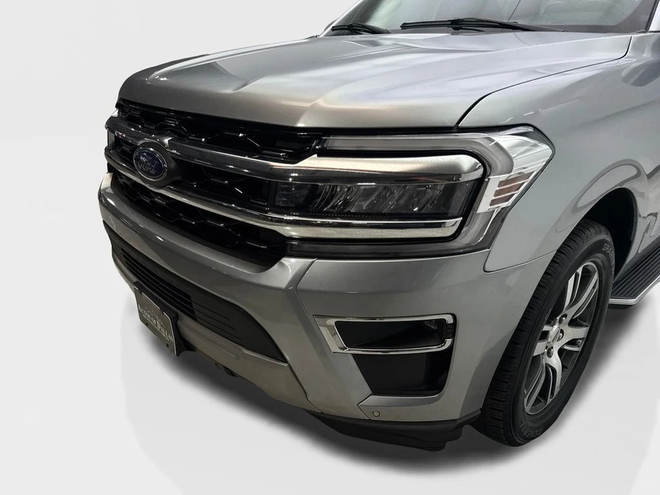 2023 Ford Expedition 4th Gen - Image 16 of 21