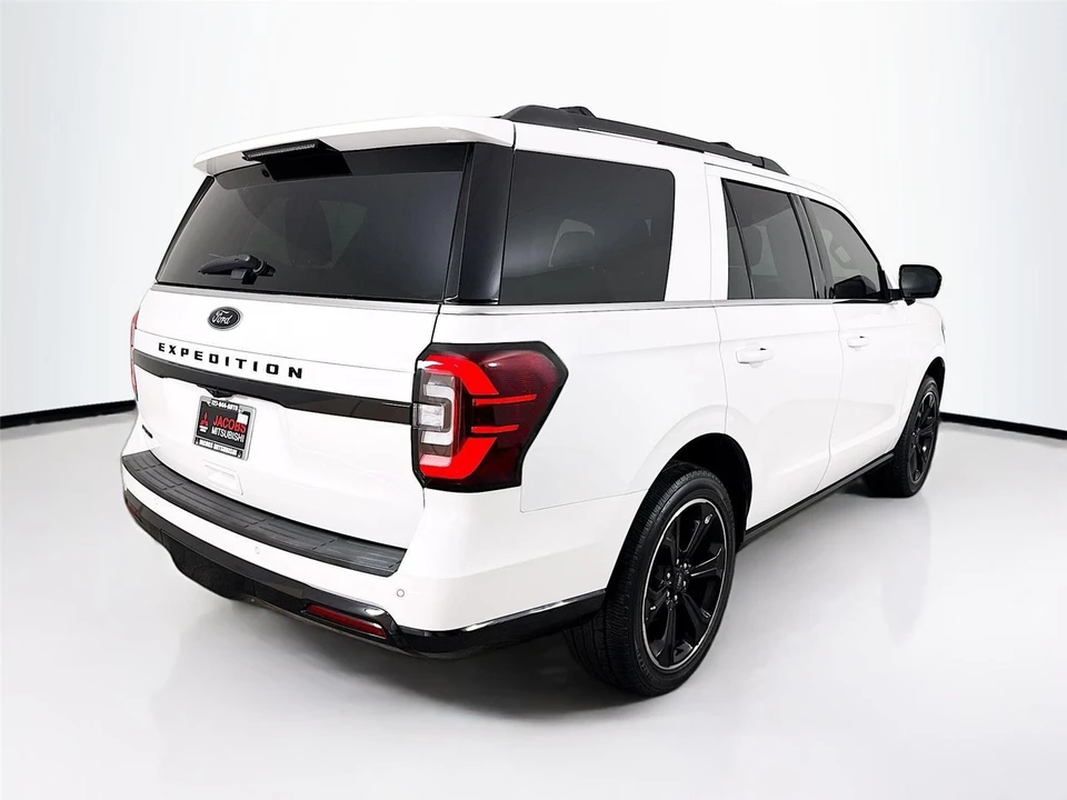 2023 Ford Expedition 4th Gen - Image 7 of 21