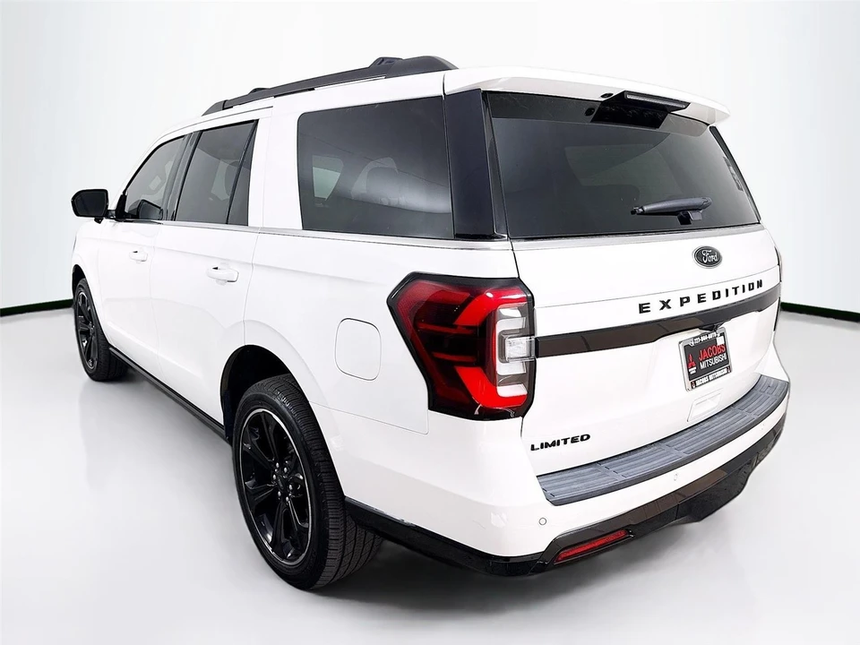 2023 Ford Expedition 5th Gen - Image 5 of 16