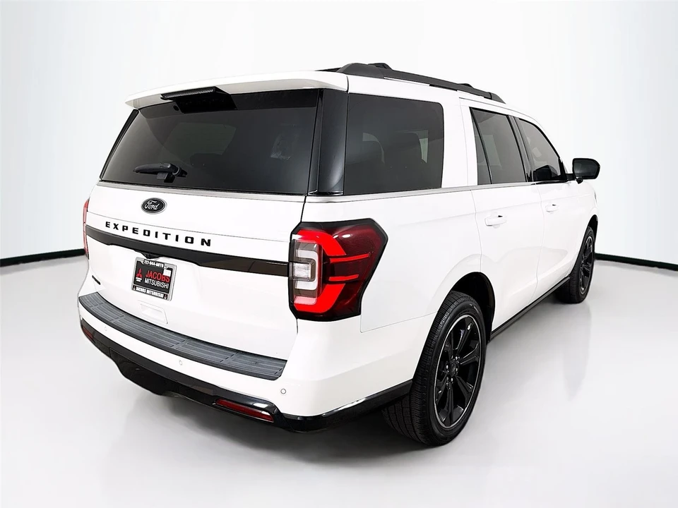 2023 Ford Expedition 5th Gen - Image 7 of 16