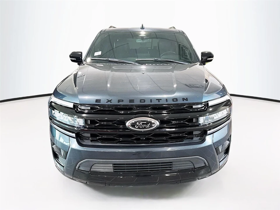 2023 Ford Expedition 4th Gen - Image 8 of 12