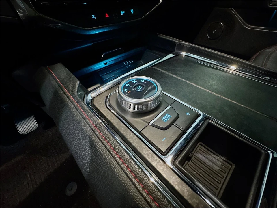 2023 Ford Expedition 4th Gen - Image 15 of 21