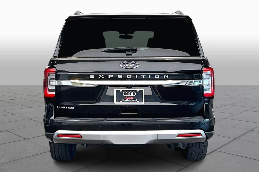 2023 Ford Expedition 4th Gen - Image 10 of 12