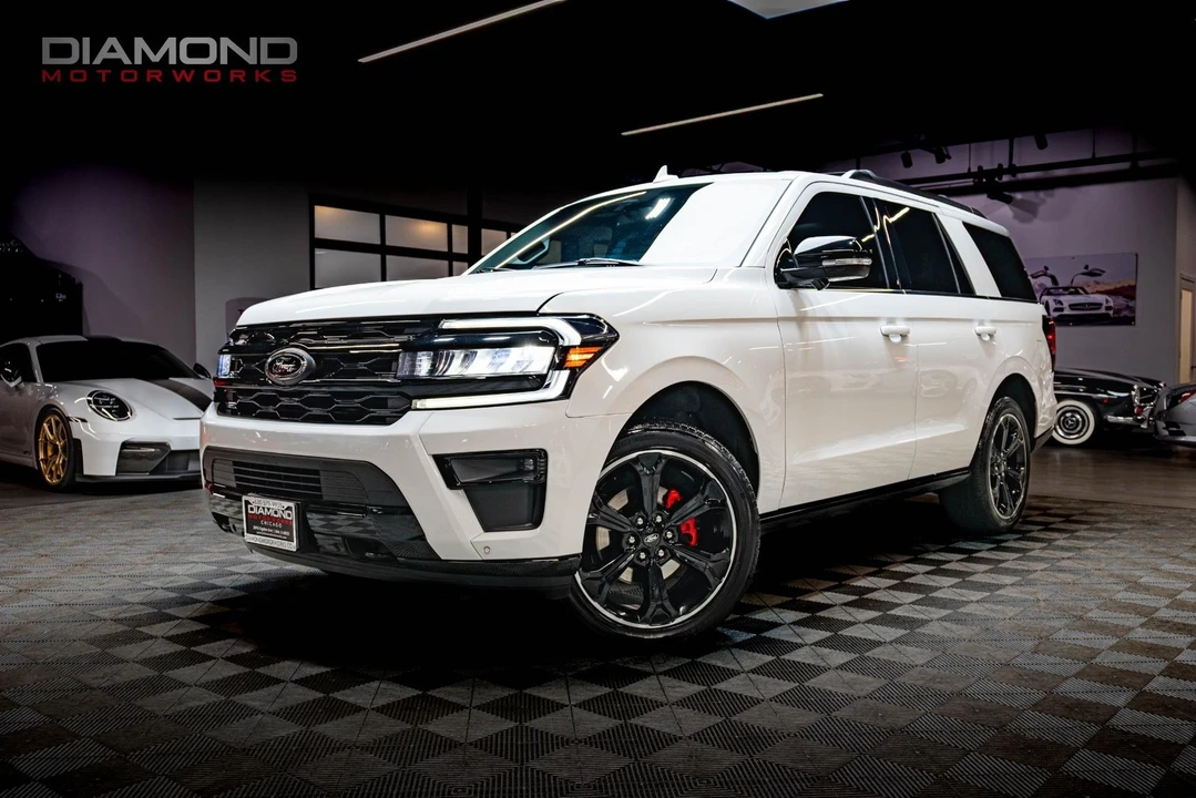 2023 Ford Expedition 4th Gen - Image 8 of 12