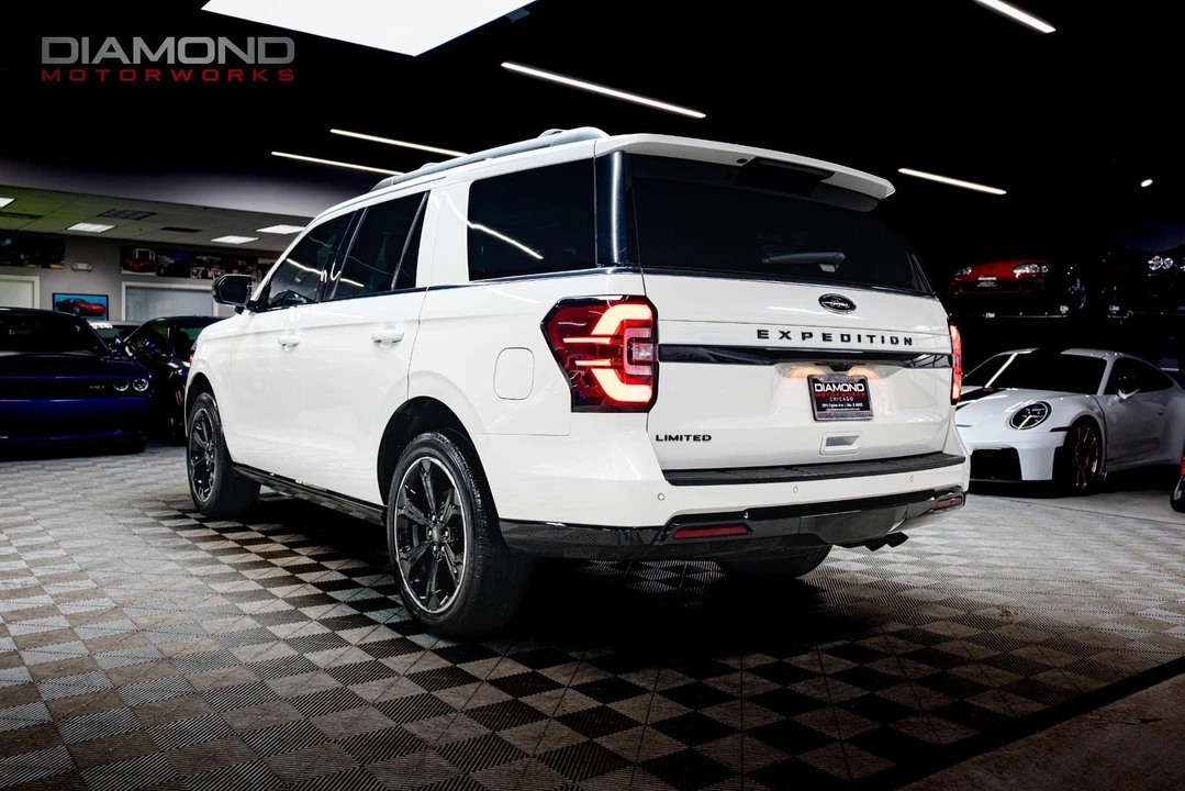 2023 Ford Expedition 4th Gen - Image 2 of 12